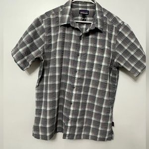 Patagonia button down short sleeve shirt